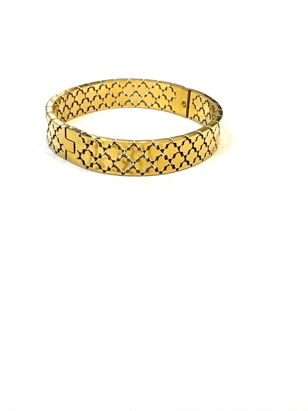 Gold Tone Clover Pattern Hinge Bangle Bracelet | NWT